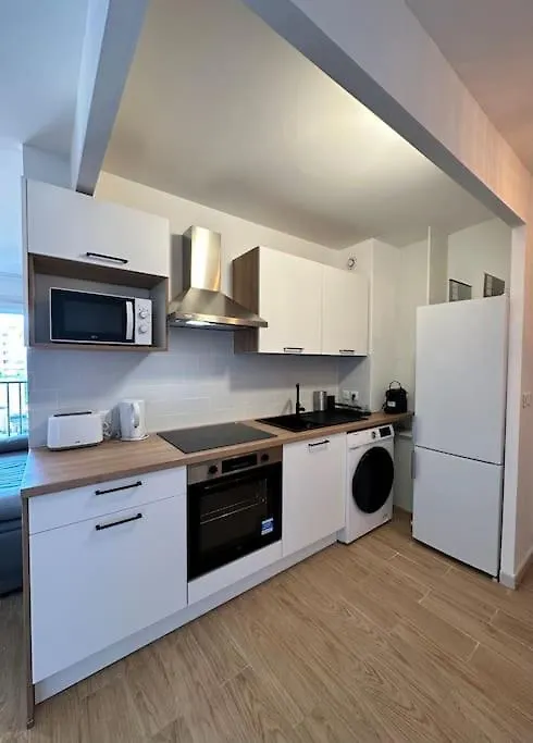 Apartment Superbe Appartement Neuf - 5Min Beach Walk Nice France
